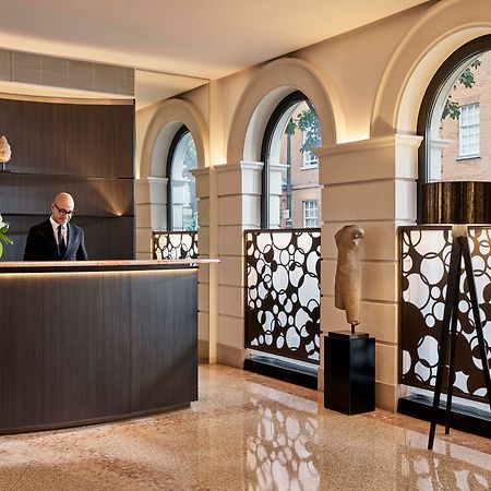 Como The Halkin London Exteriör bild
