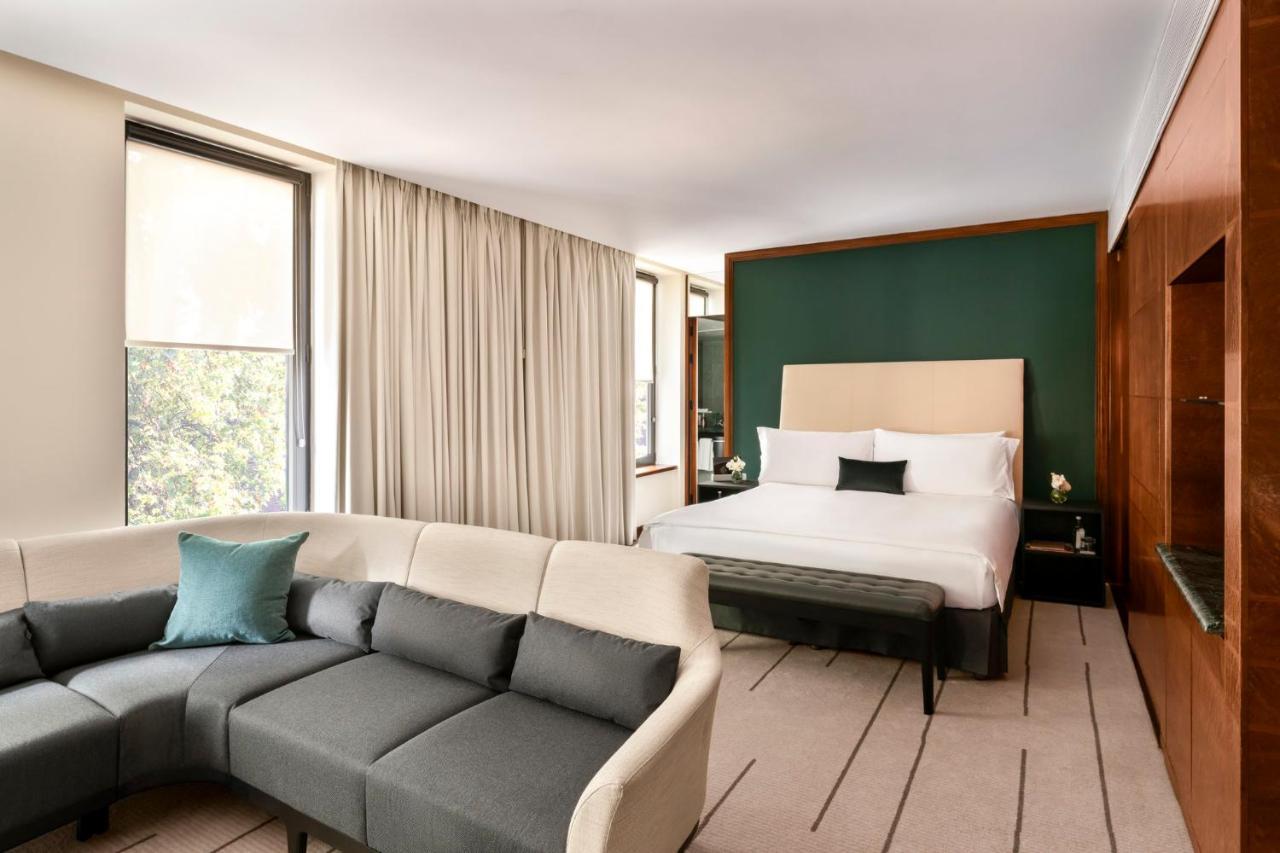 Como The Halkin London Exteriör bild